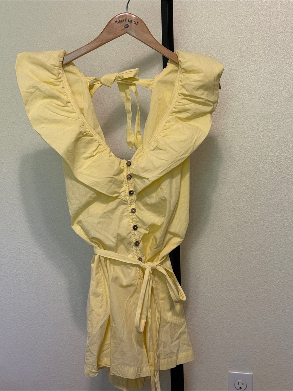 Free people 🌻Yellow Ruffle Sleeve Tie-Back Romper - Picture 2 of 14